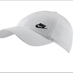 Nike Featherlight Dri-FIT hat